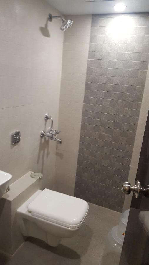 Hotel Palace Residency Near Lokmanya Tilak Terminus Bombaim Exterior foto