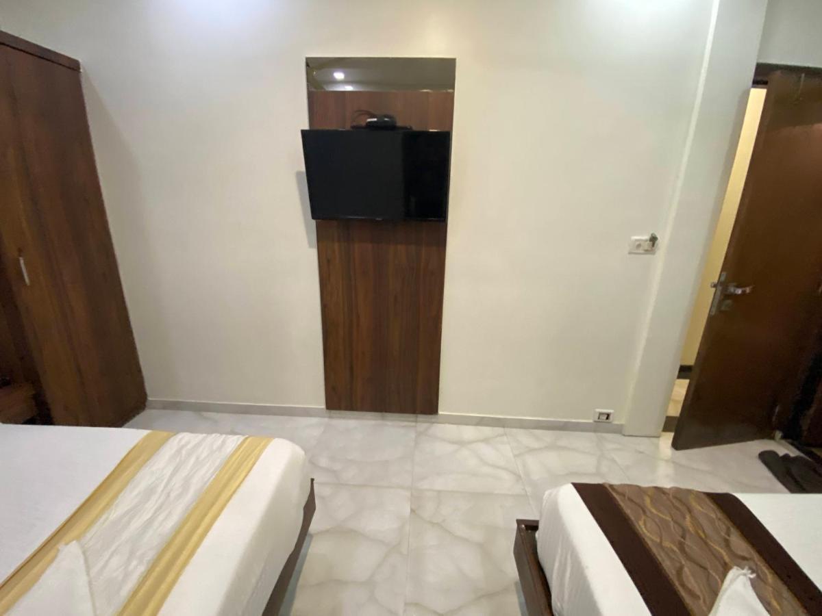 Hotel Palace Residency Near Lokmanya Tilak Terminus Bombaim Exterior foto